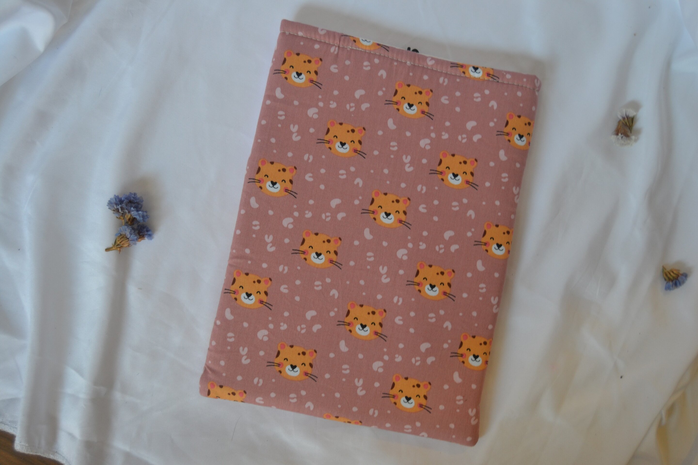 FUNDA LIBRO LEOA - 3