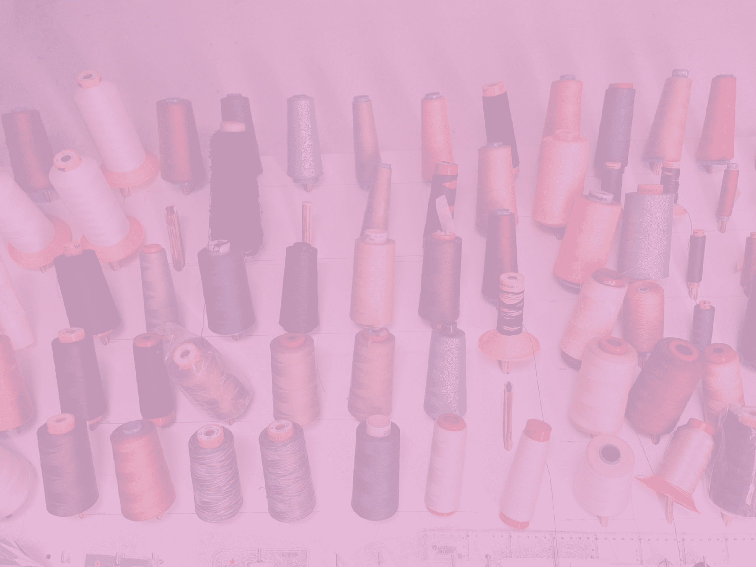 Hand, slowmade & vegan 